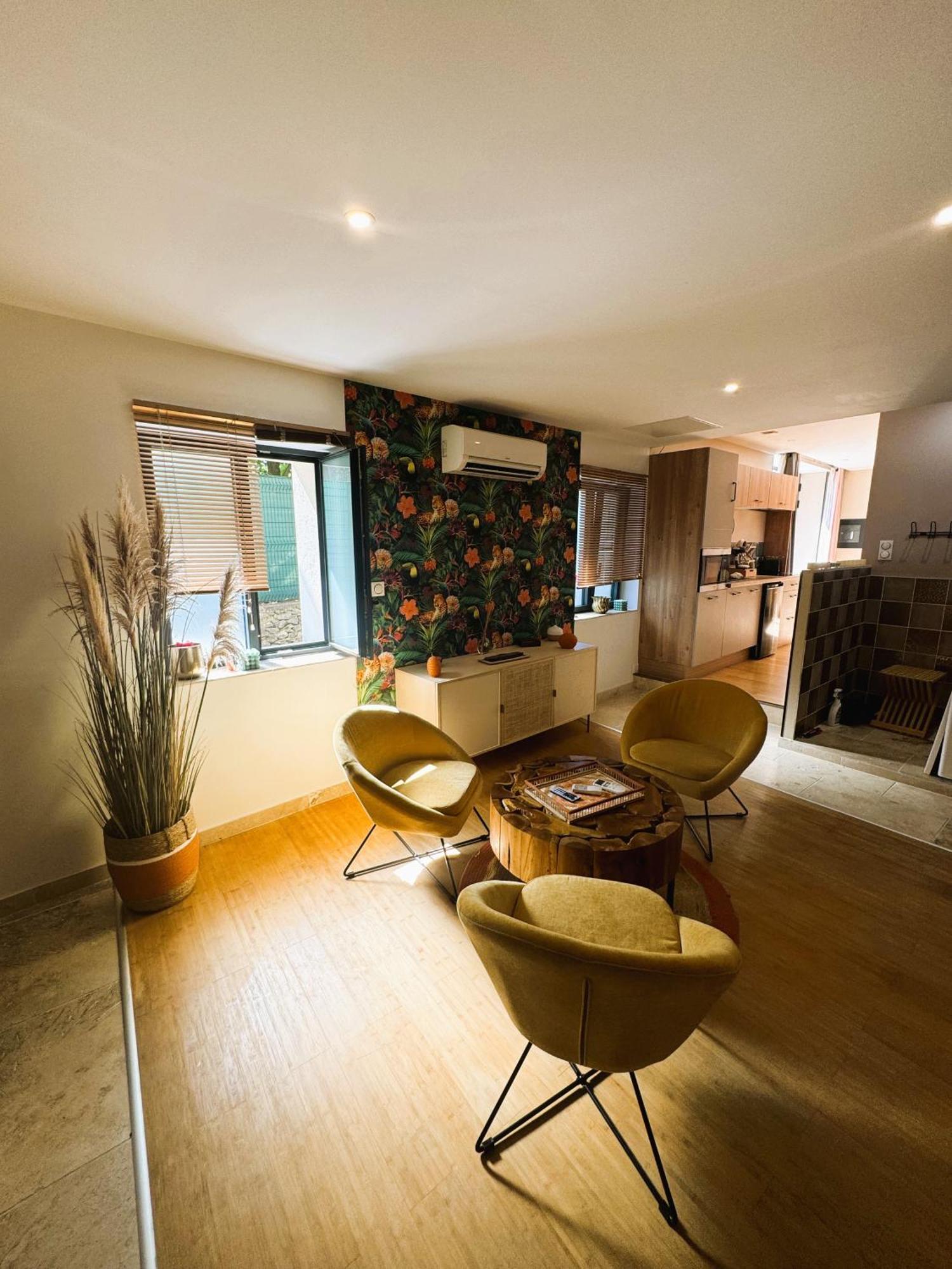 Le Dix - Classic Room - Vallabrix Proche Uzes Ngoại thất bức ảnh