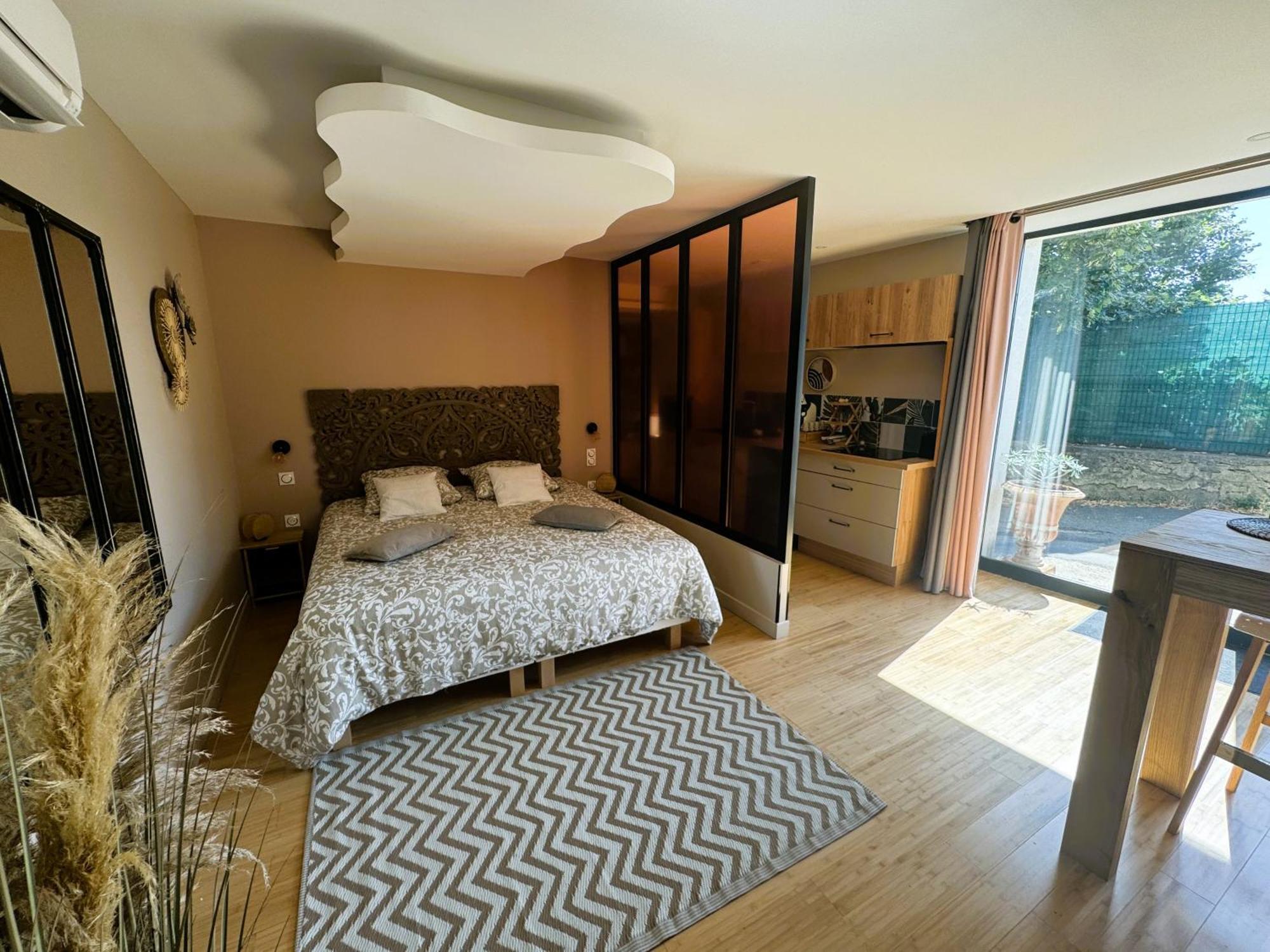 Le Dix - Classic Room - Vallabrix Proche Uzes Ngoại thất bức ảnh